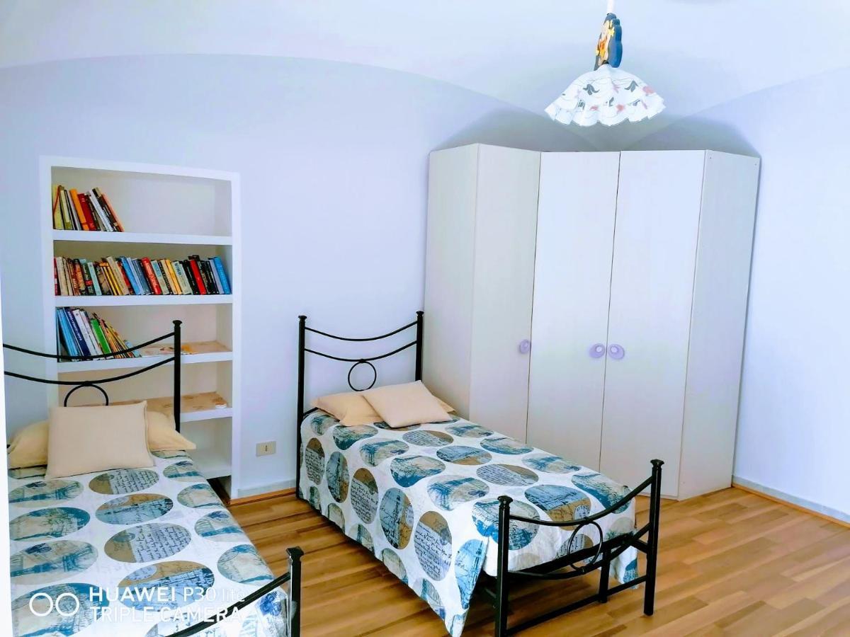 Appuntamento Al Porto Villa Savona Exterior photo